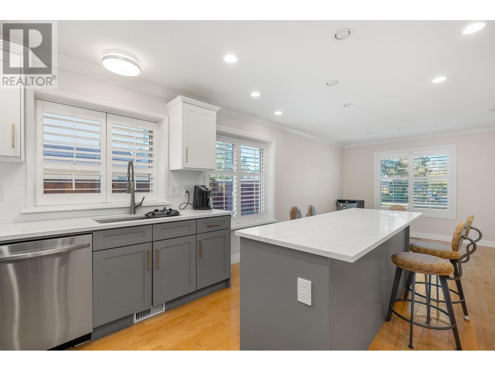 11540 KINGFISHER Drive, Richmond