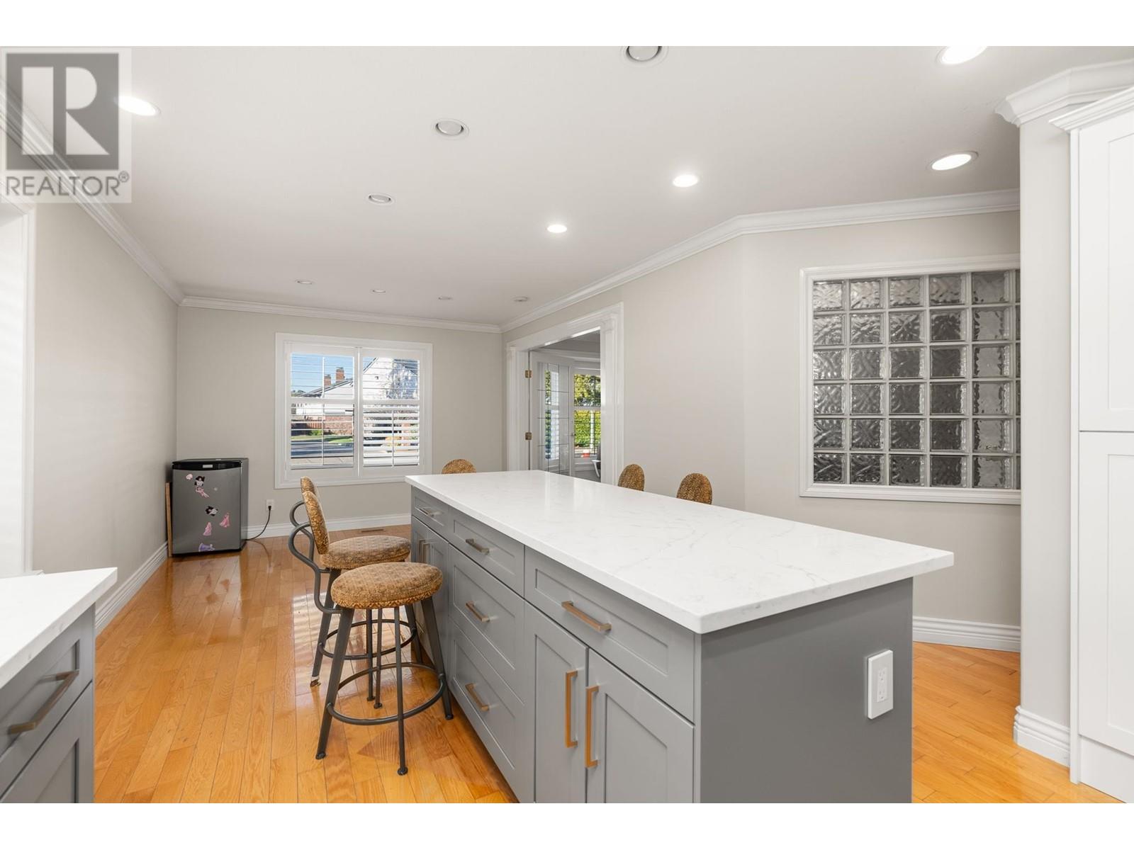 11540 KINGFISHER Drive, Richmond