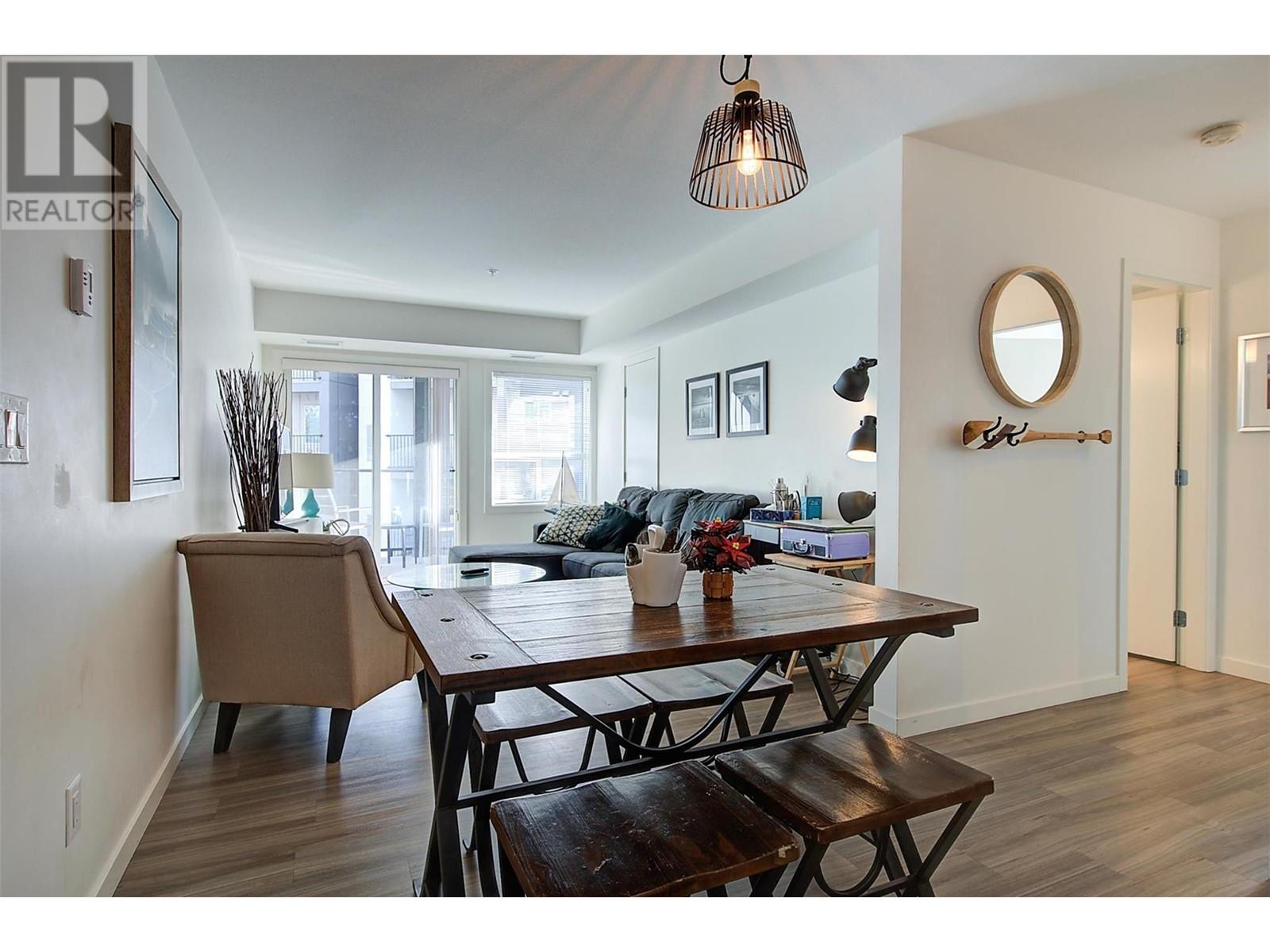 121 775 Academy Way, Kelowna