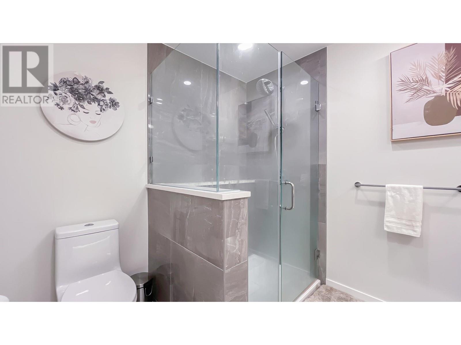 Photo 16 of 215 4738 Hemlock Way, Tsawwassen BC