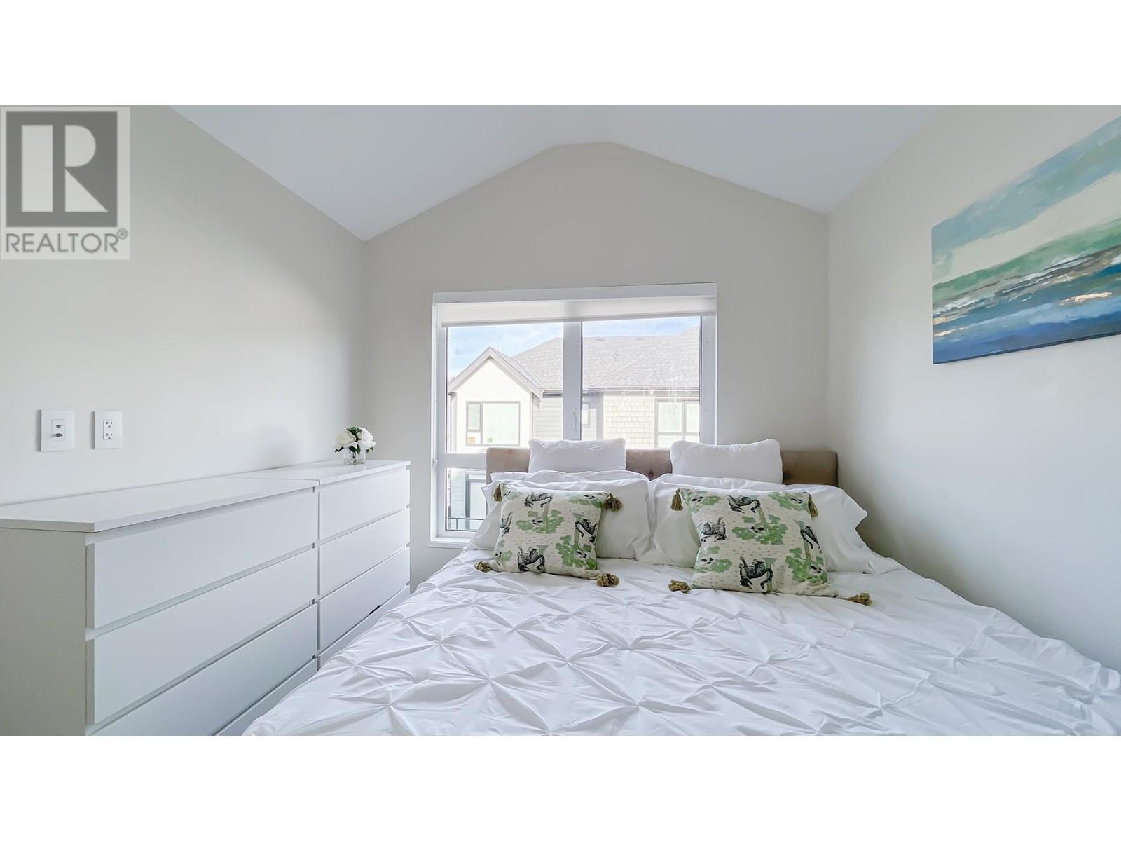 Photo 20 of 215 4738 Hemlock Way, Tsawwassen BC