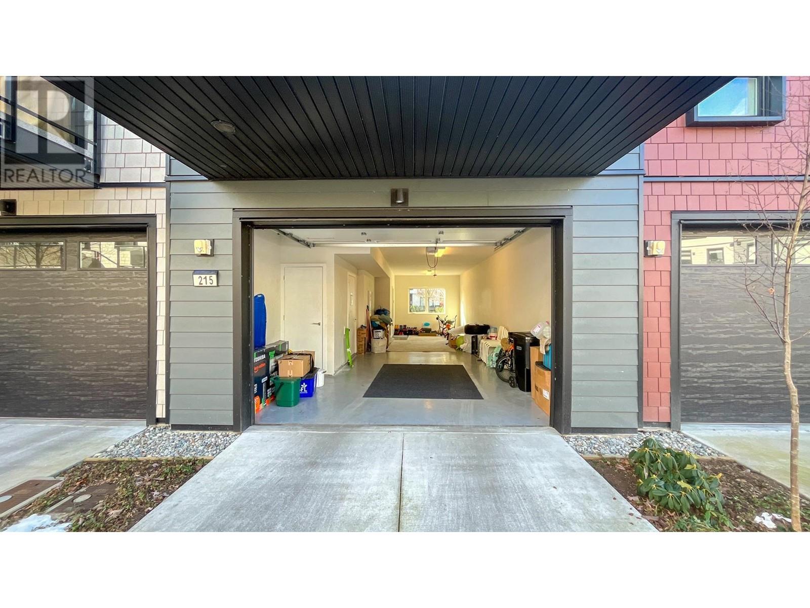 Photo 27 of 215 4738 Hemlock Way, Tsawwassen BC