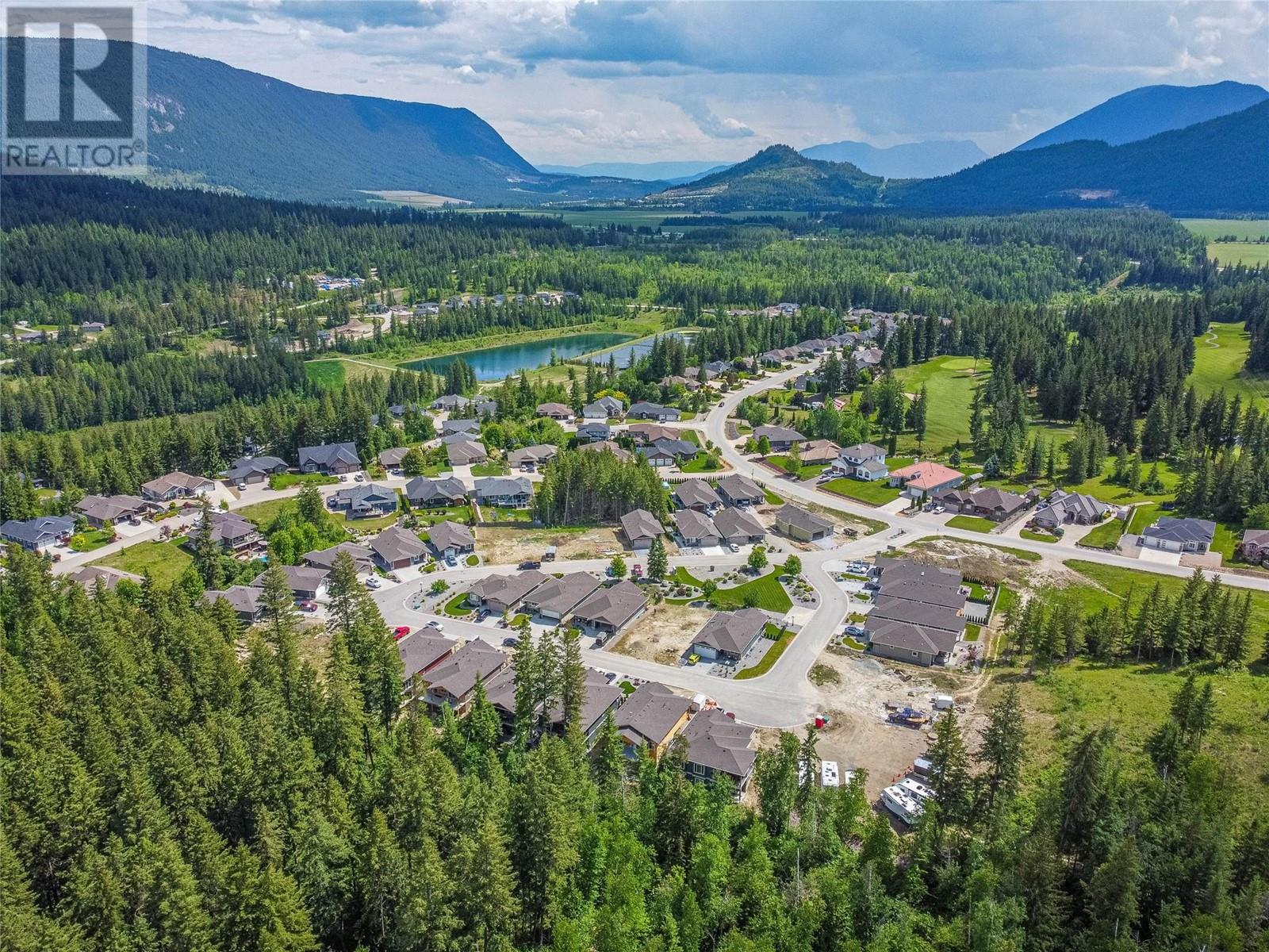 Photo 8 of 2715 Golf Course Drive Unit 10, Blind Bay BC
