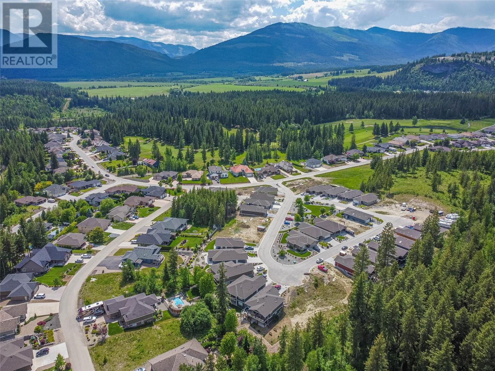 Photo 4 of 2715 Golf Course Drive Unit 10, Blind Bay BC