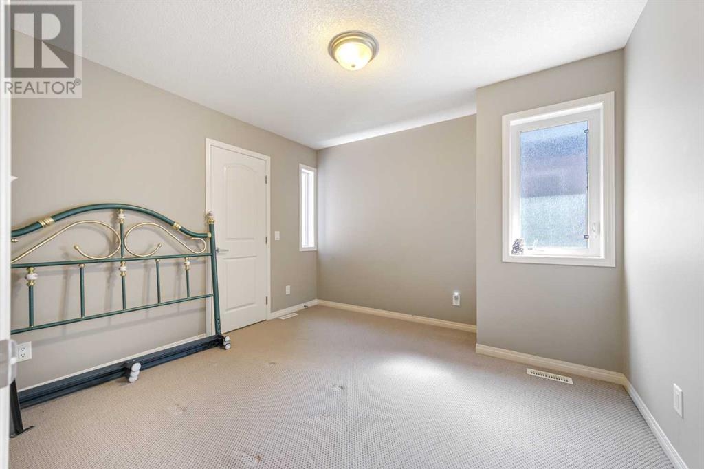 Single Family House for Sale in   Avenue NW Capitol Hill Calgary 