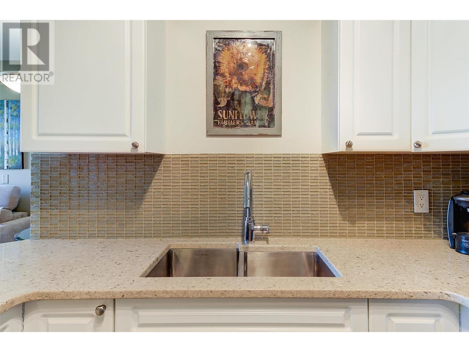 105 3570 Woodsdale Road, Lake Country