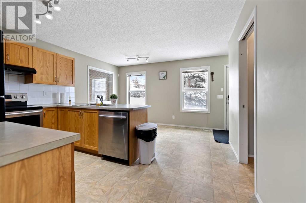 Single Family House for Sale in  Panatella Street NW Panorama Hills Calgary 