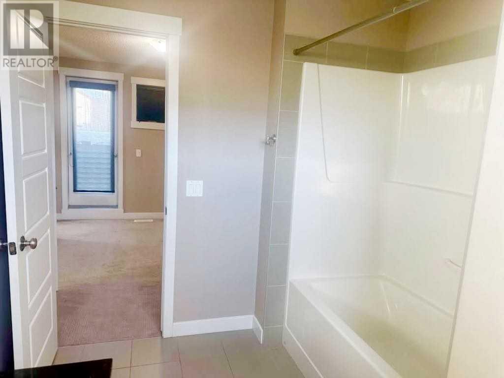 Single Family House for Sale in  Covecreek Circle NE Coventry Hills Calgary 