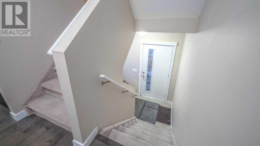 Single Family House for Sale in  Covecreek Circle NE Coventry Hills Calgary 