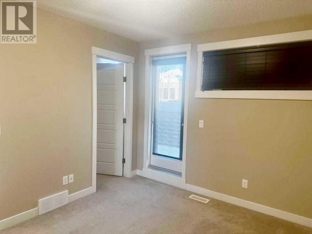 Single Family House for Sale in  Covecreek Circle NE Coventry Hills Calgary 