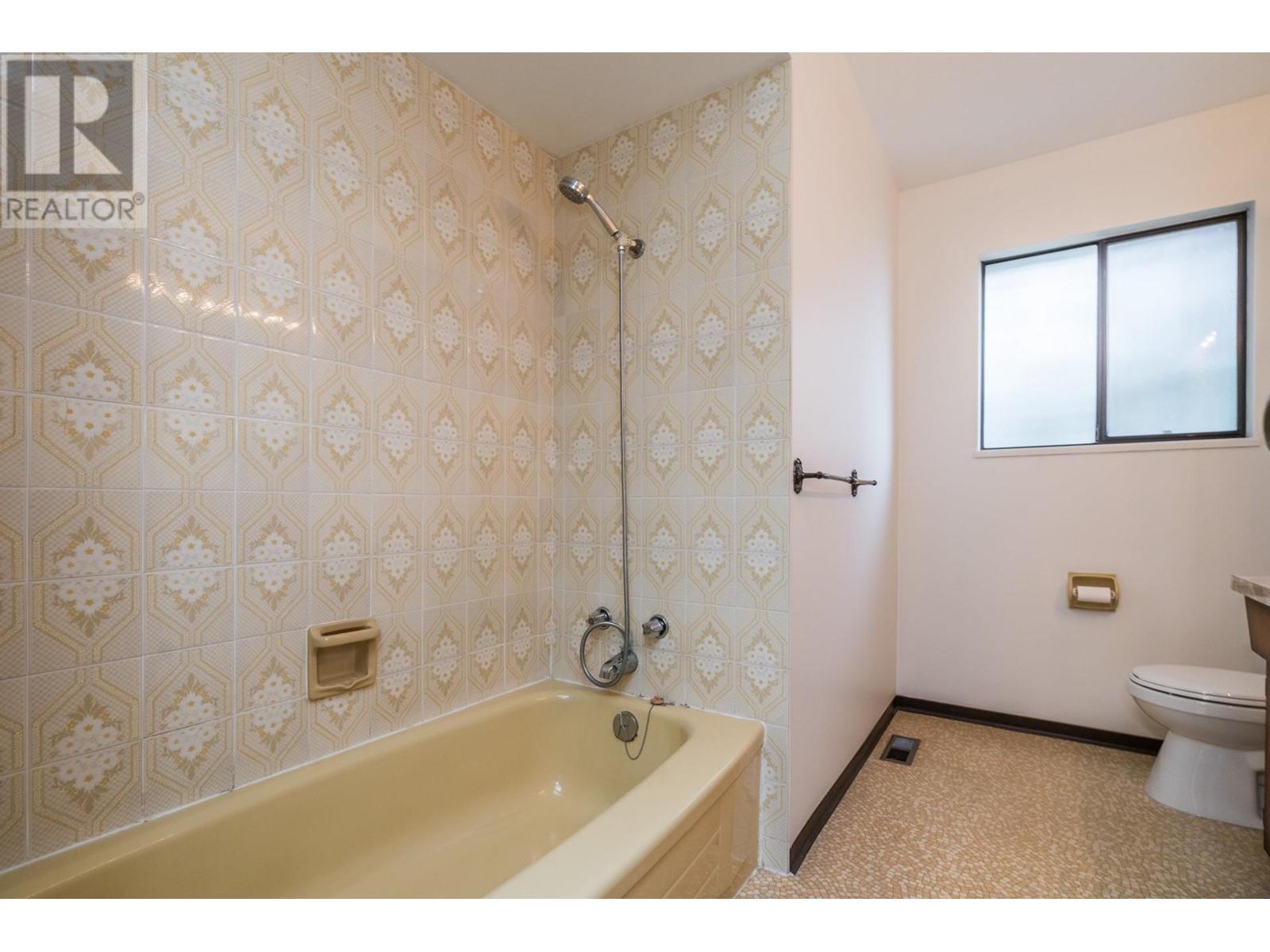 5175 BENTLEY PLACE, Delta