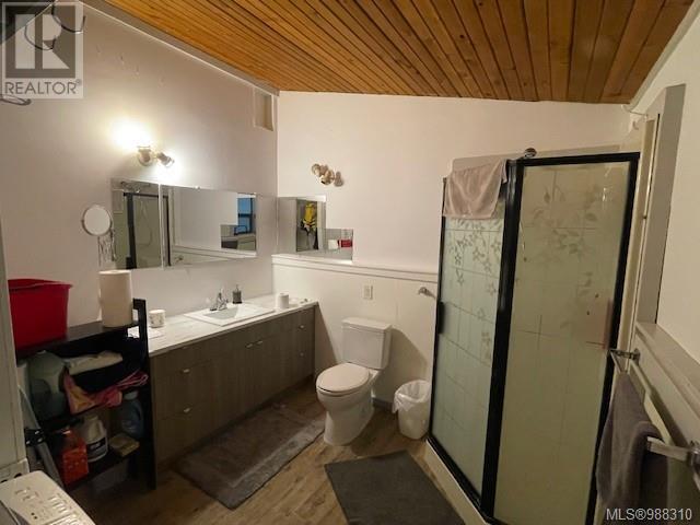  901 Isabella Point Road, Salt Spring