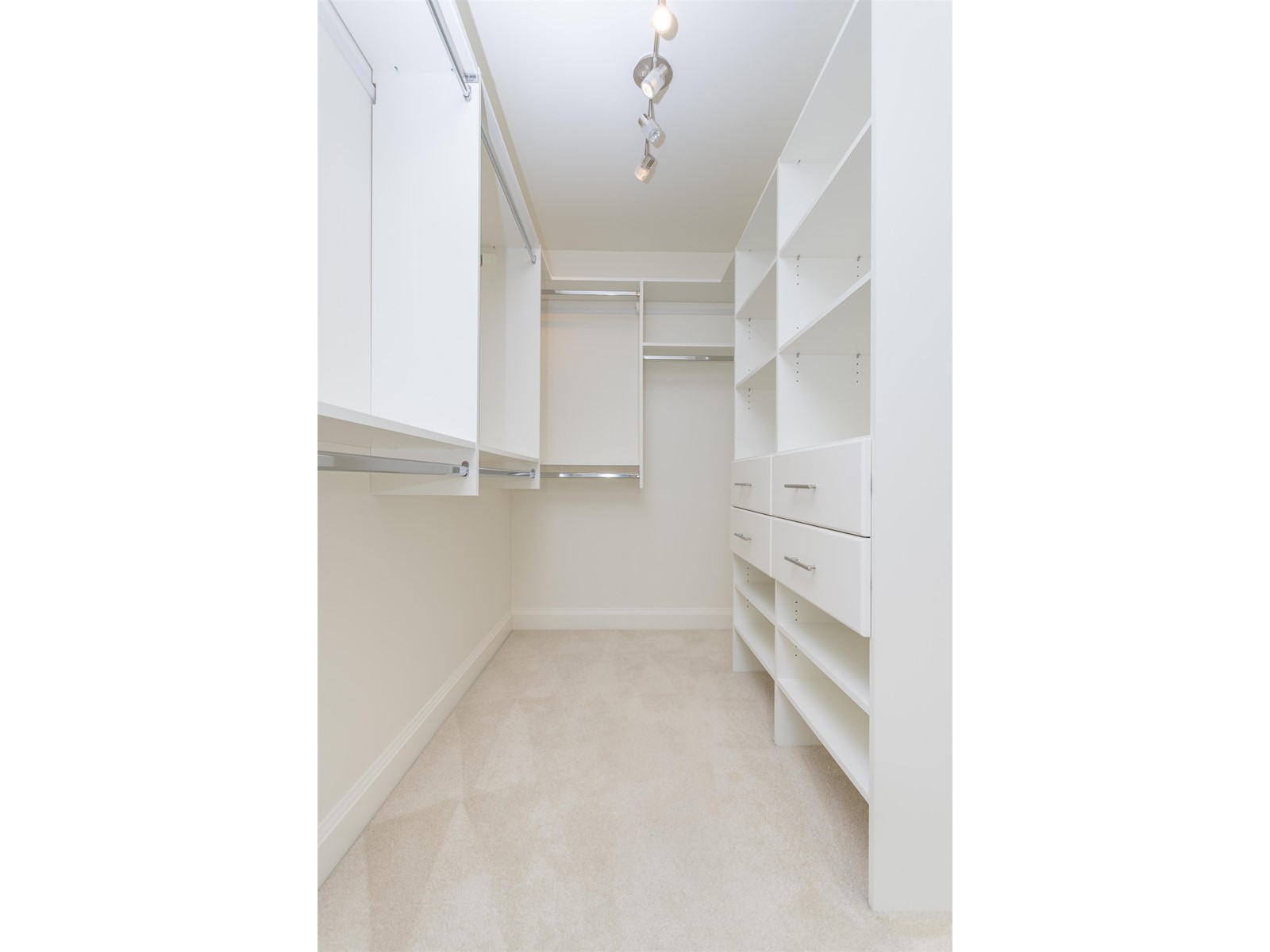 2202 MADRONA PLACE, Surrey