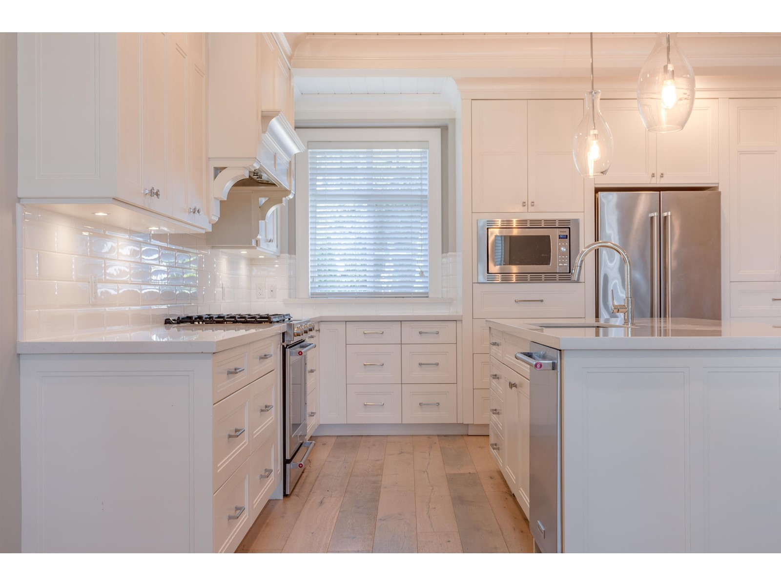 2202 MADRONA PLACE, Surrey