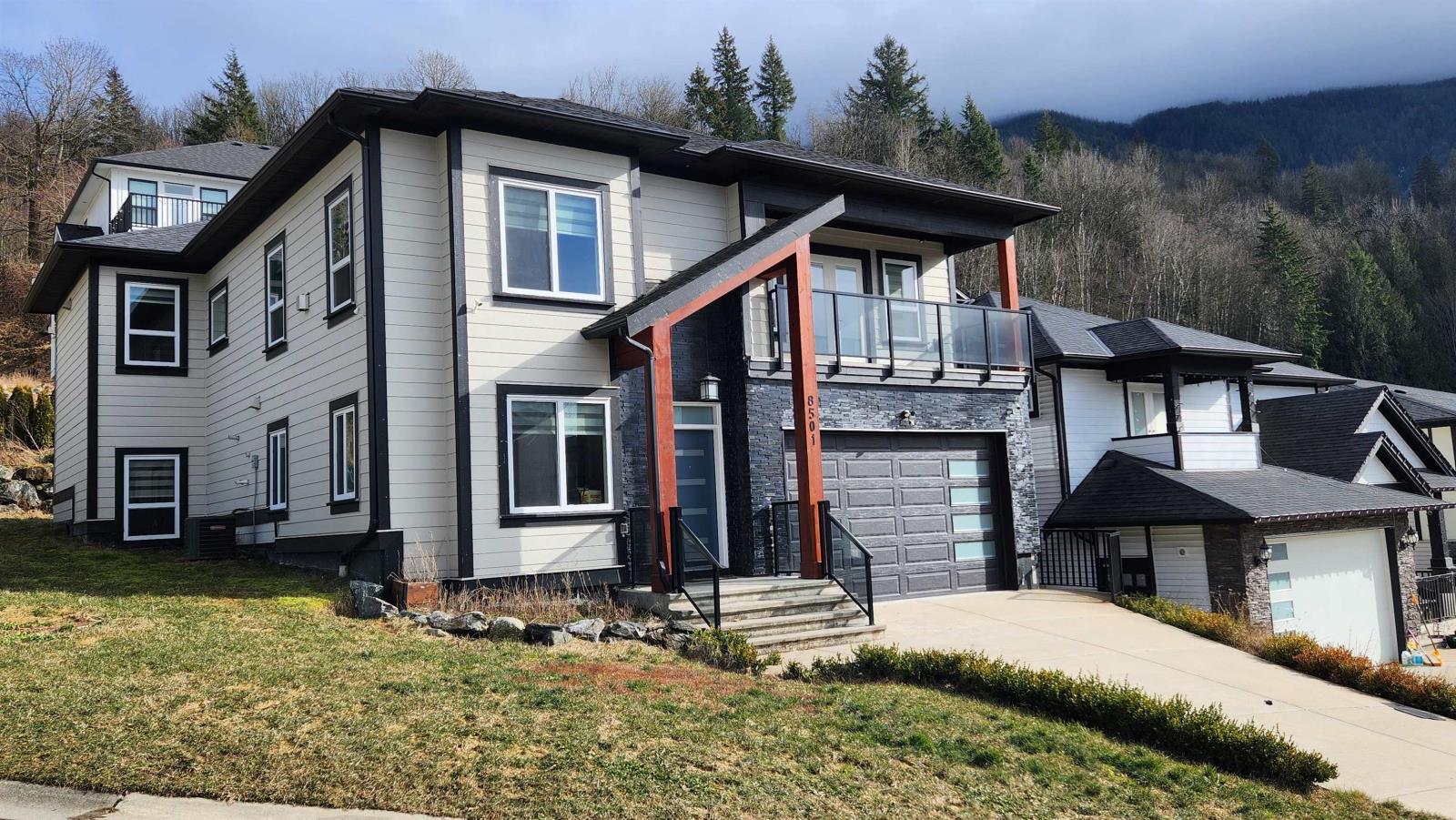 8501 FOREST GATE DRIVE, Eastern Hillsides, Chilliwack real estate listing R2967425