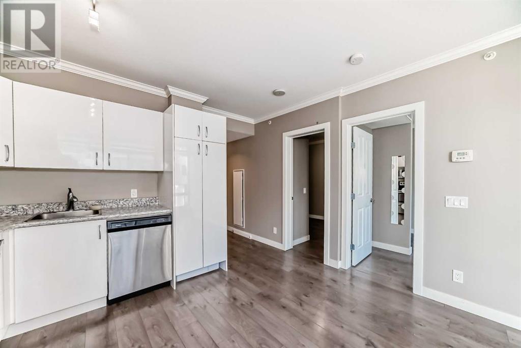 Single Family House High rise for Sale in   Brentwood Common NW Brentwood Calgary 