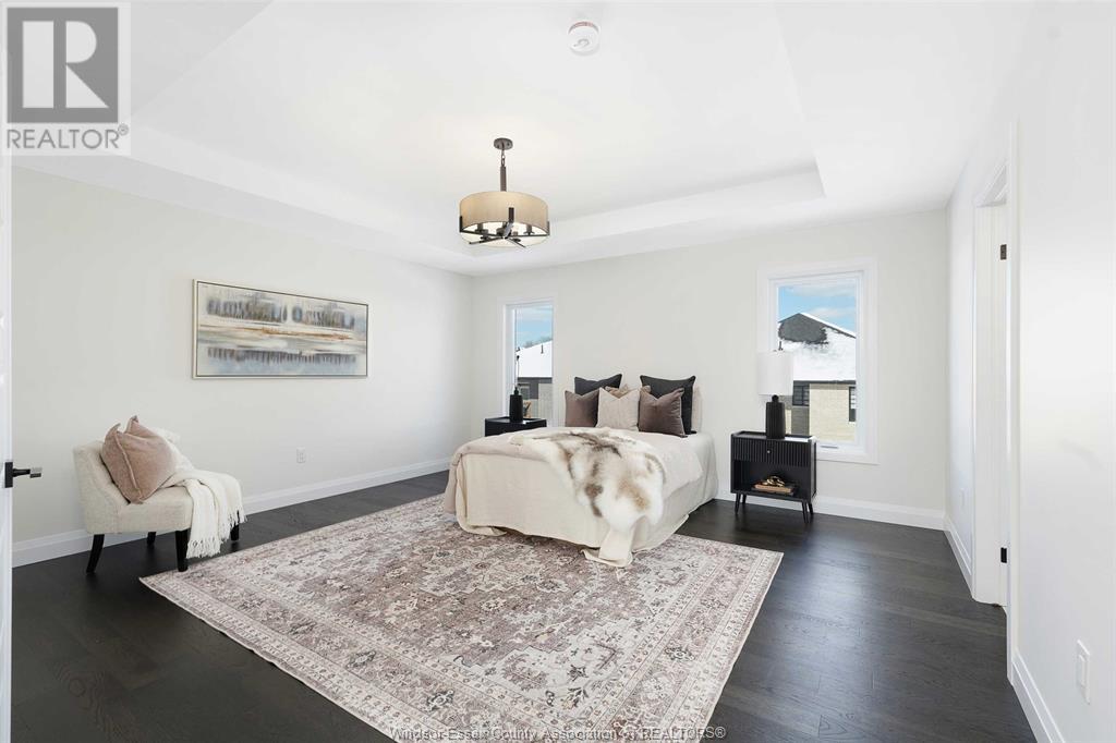 Photo 23 of 2490 Partington Avenue, Windsor ON