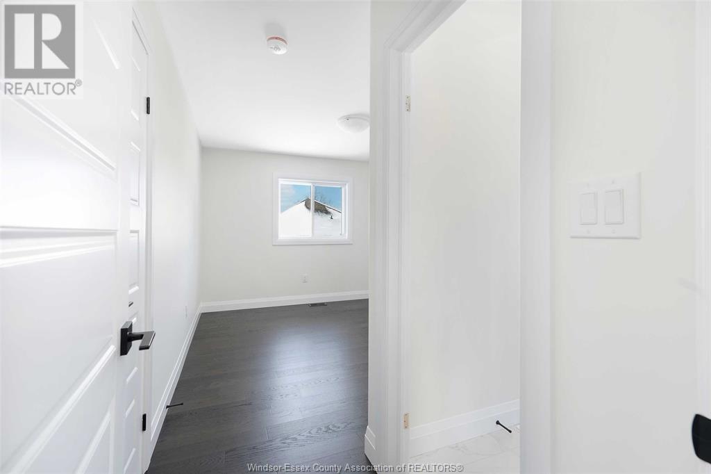 Photo 30 of 2490 Partington Avenue, Windsor ON