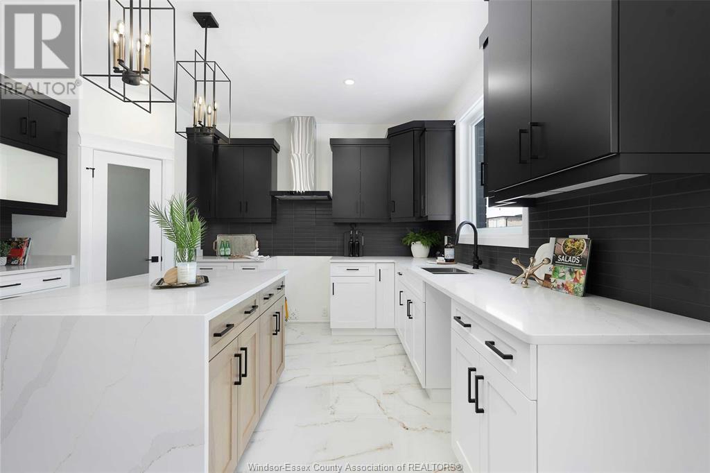 Photo 15 of 2490 Partington Avenue, Windsor ON