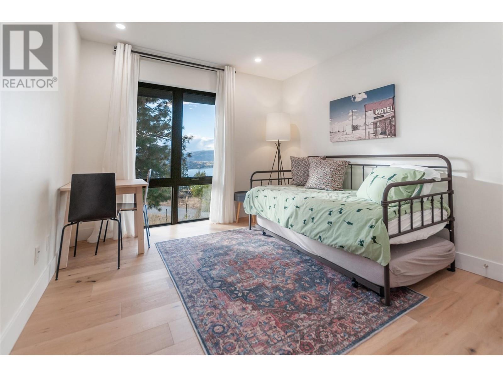 2710 WORKMAN Place, Naramata