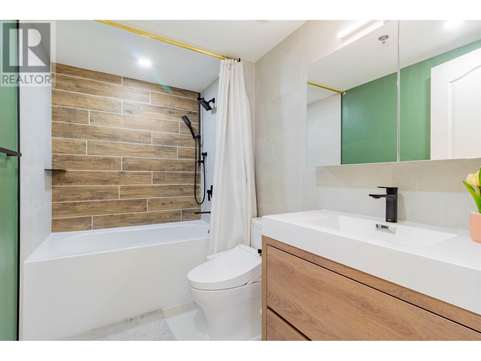 801 1132 HARO STREET, Vancouver