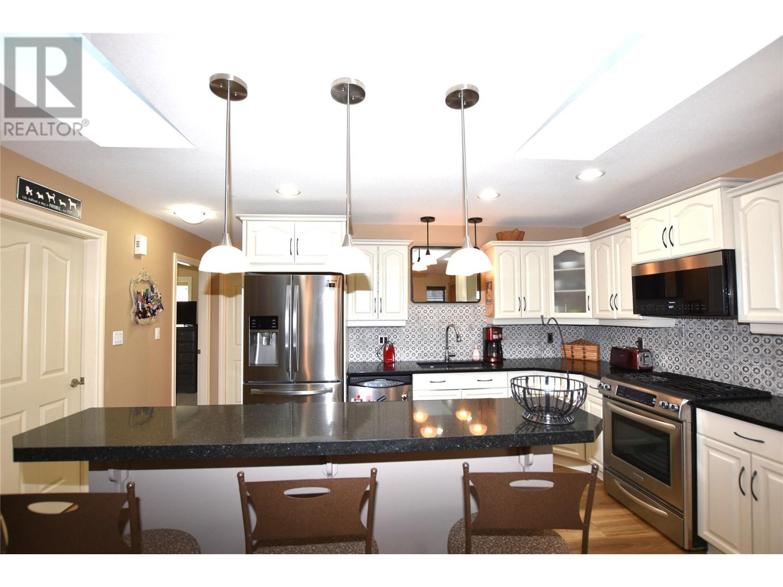 Photo 14 of 519 Loon Avenue, Vernon BC
