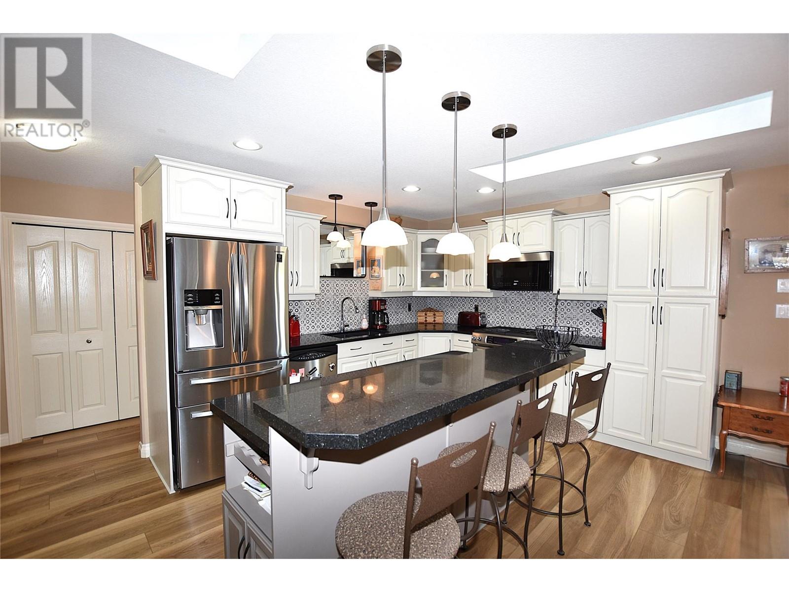 Photo 13 of 519 Loon Avenue, Vernon BC