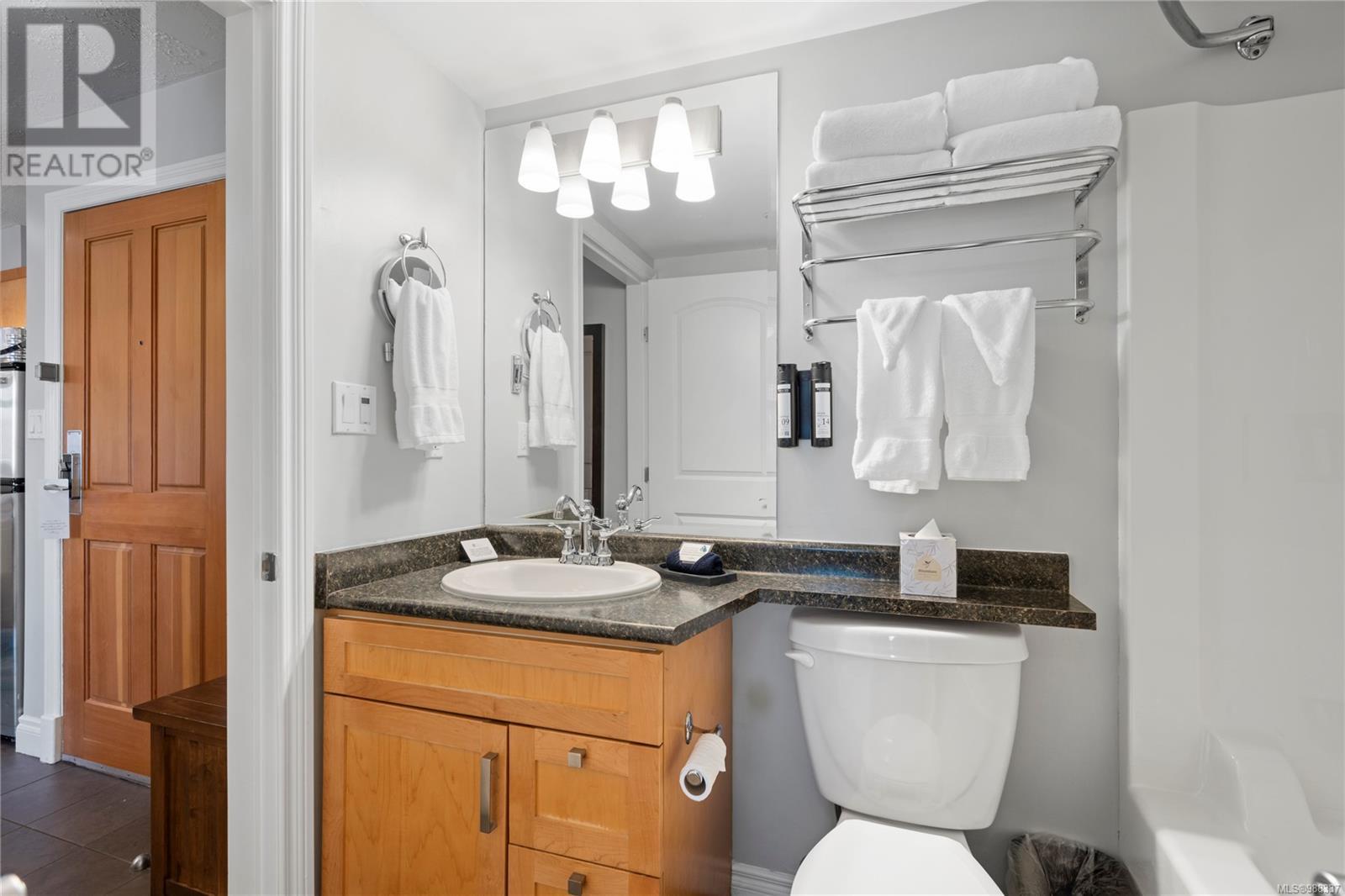210D 1800 Riverside Lane, Courtenay real estate listing 988337