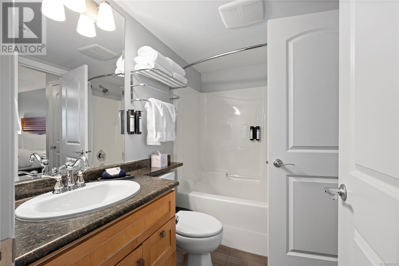210D 1800 Riverside Lane, Courtenay real estate listing 988337