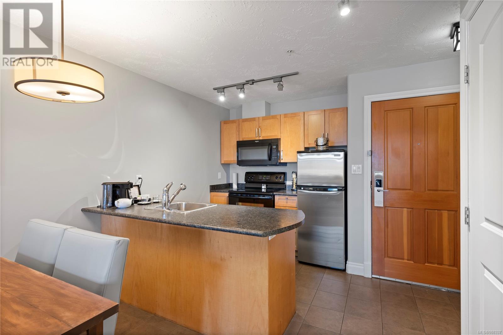 210D 1800 Riverside Lane, Courtenay real estate listing 988337