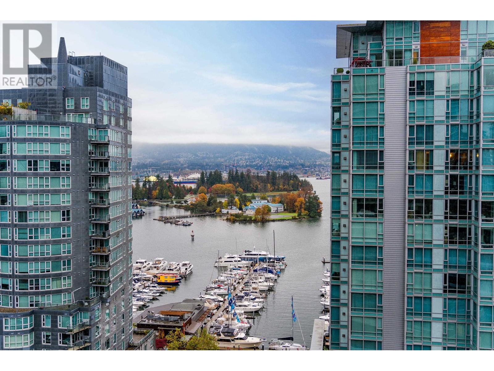 1701 1499 W PENDER STREET, Vancouver