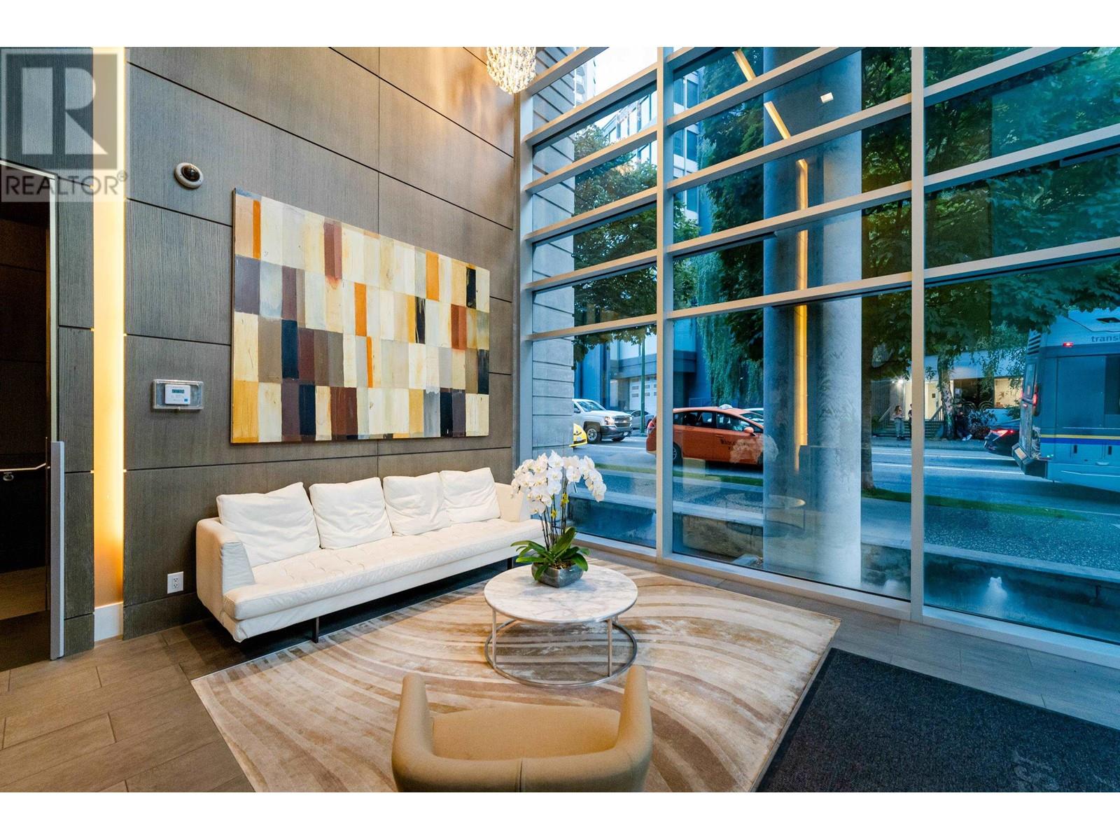 1701 1499 W PENDER STREET, Vancouver
