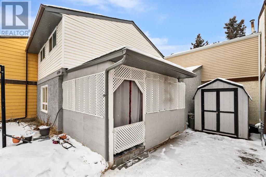 Single Family House for Sale in   Avenue SE Forest Heights Calgary 