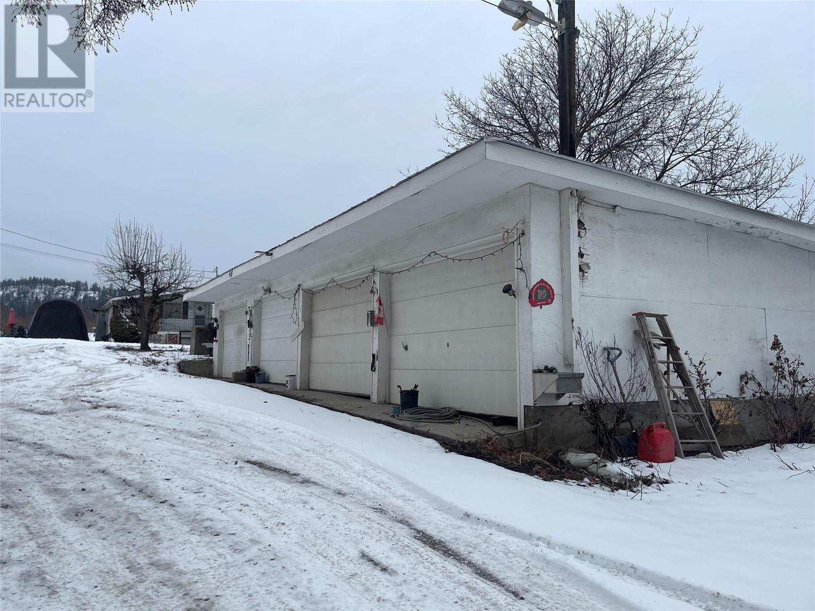 8774 Highway 97 Highway North, Lake Country