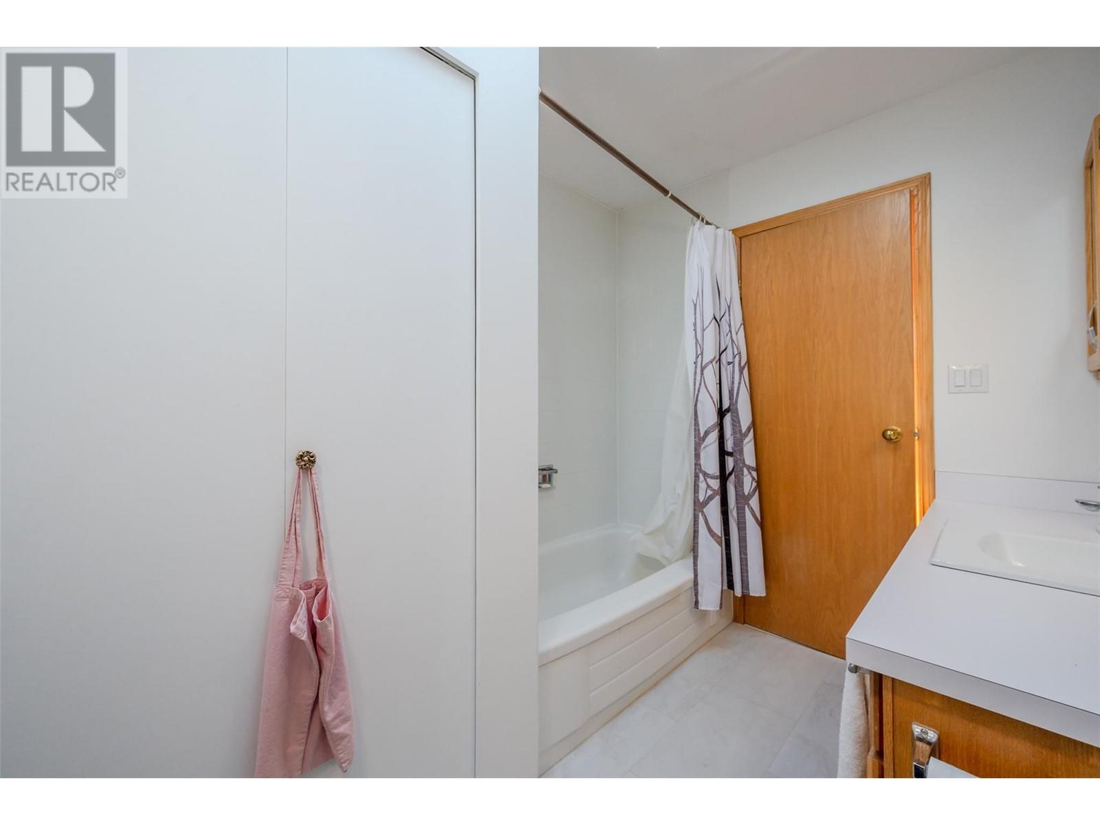 840 Uplands Avenue, Penticton