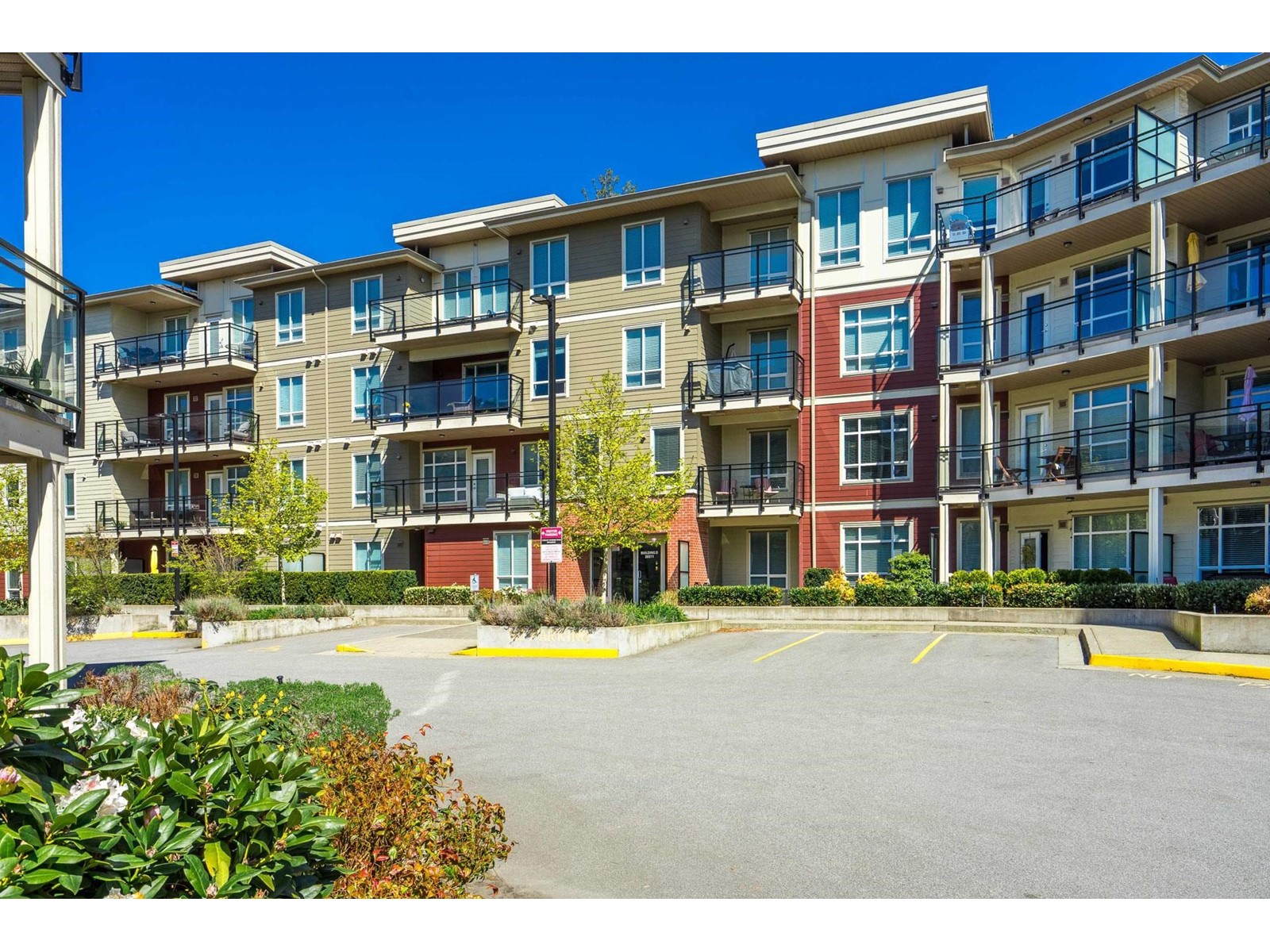 D107 20211 66 AVENUE, Langley real estate listing for sale