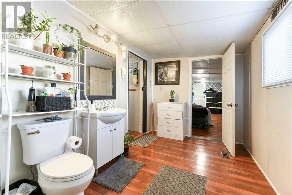 Single Family House Mobile Home for Sale in    Street NW Greenwood/Greenbriar Calgary 