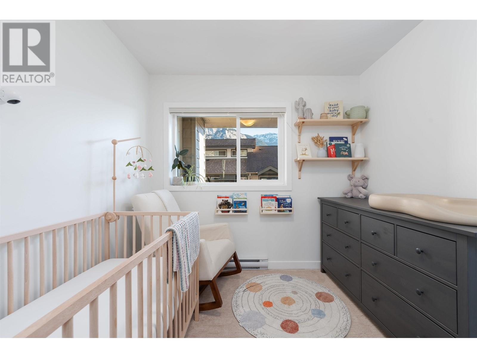 208 1212 MAIN STREET, Squamish