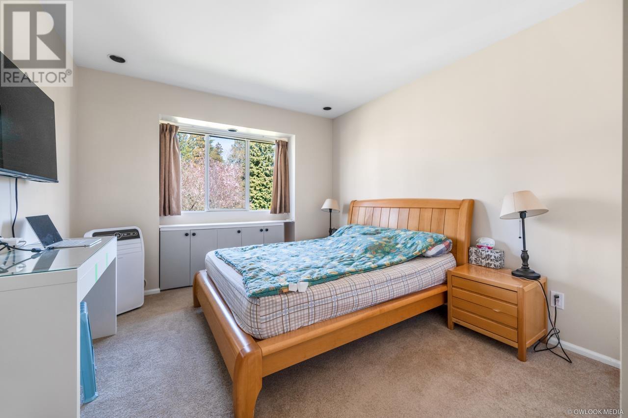 Photo 17 of 1428 W 58th Avenue, Vancouver BC