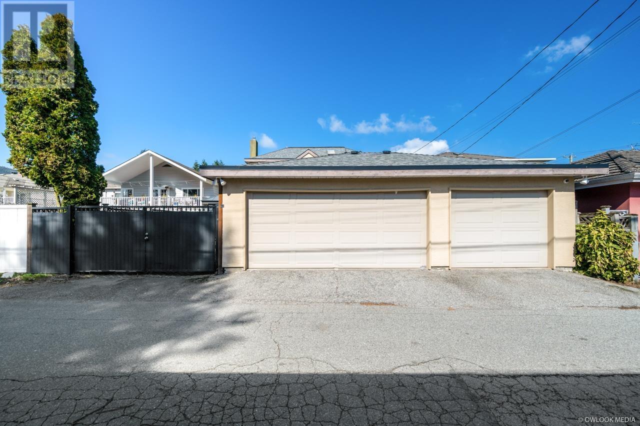 Photo 27 of 1428 W 58th Avenue, Vancouver BC