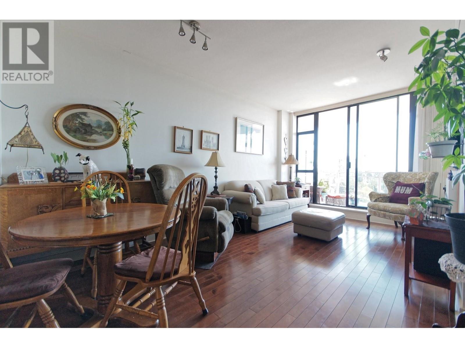 1609 155 W 1ST STREET, North Vancouver