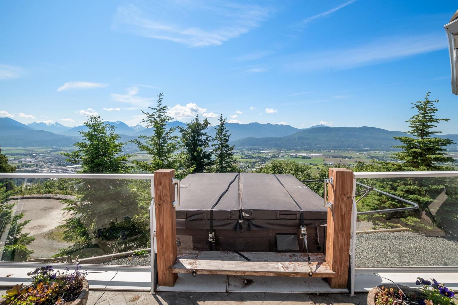 43620 BRACKEN DRIVE, Chilliwack Mountain, Chilliwack