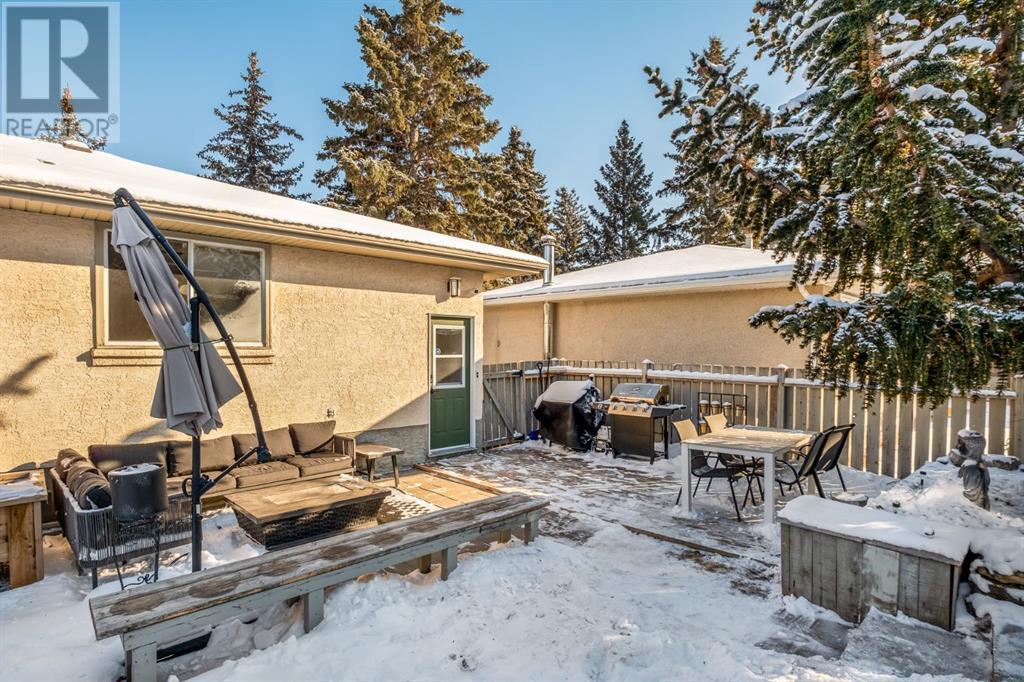 Single Family House Bungalow for Sale in  Hunterston Road NW Huntington Hills Calgary 