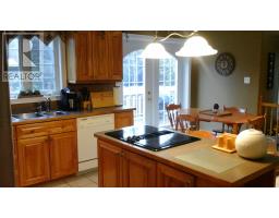 19 Hawthorn Avenue thumbnail 12