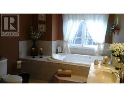 19 Hawthorn Avenue thumbnail 27