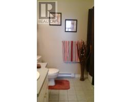 19 Hawthorn Avenue thumbnail 36