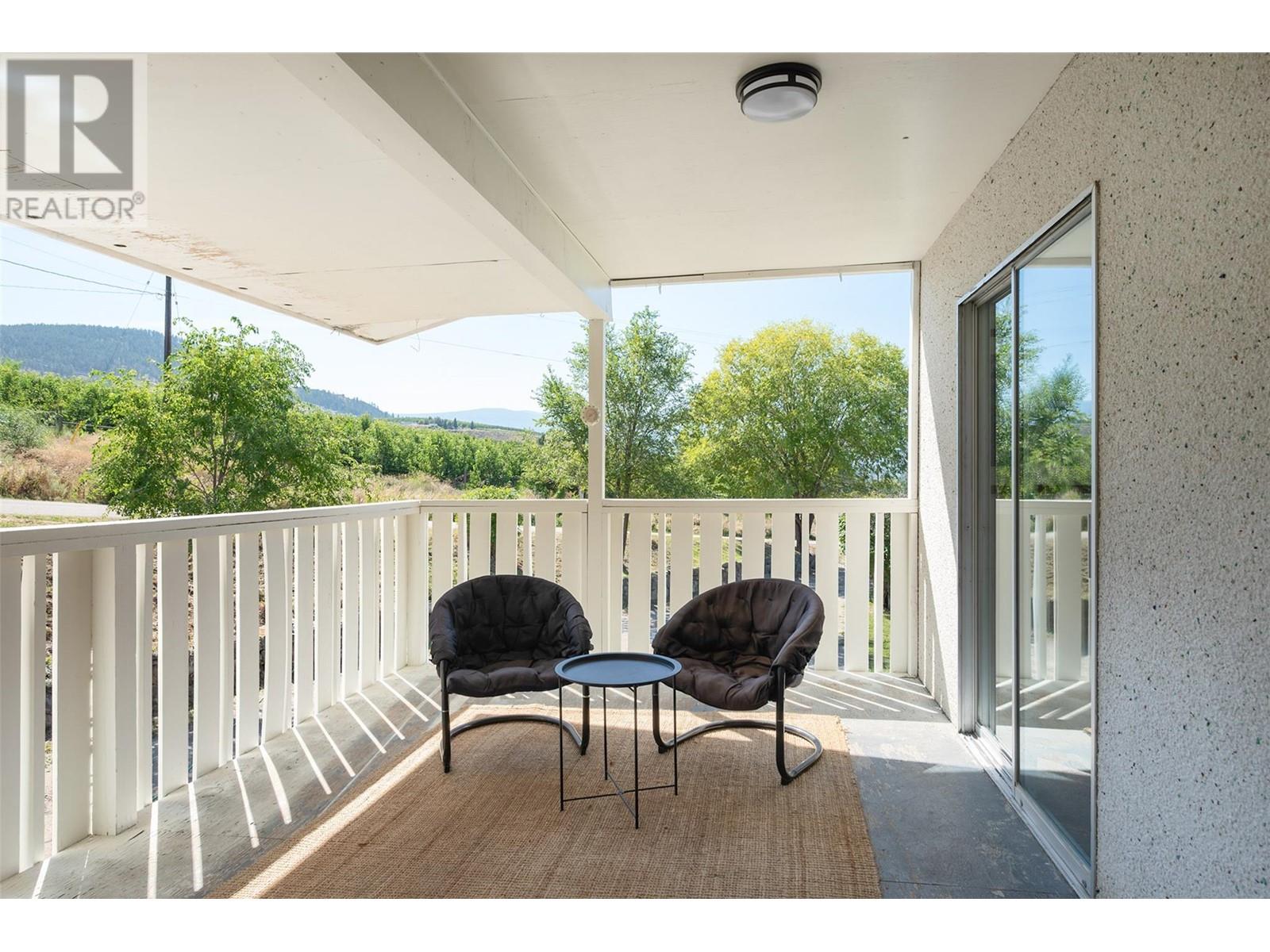  910-912 El Paso Road, Kelowna