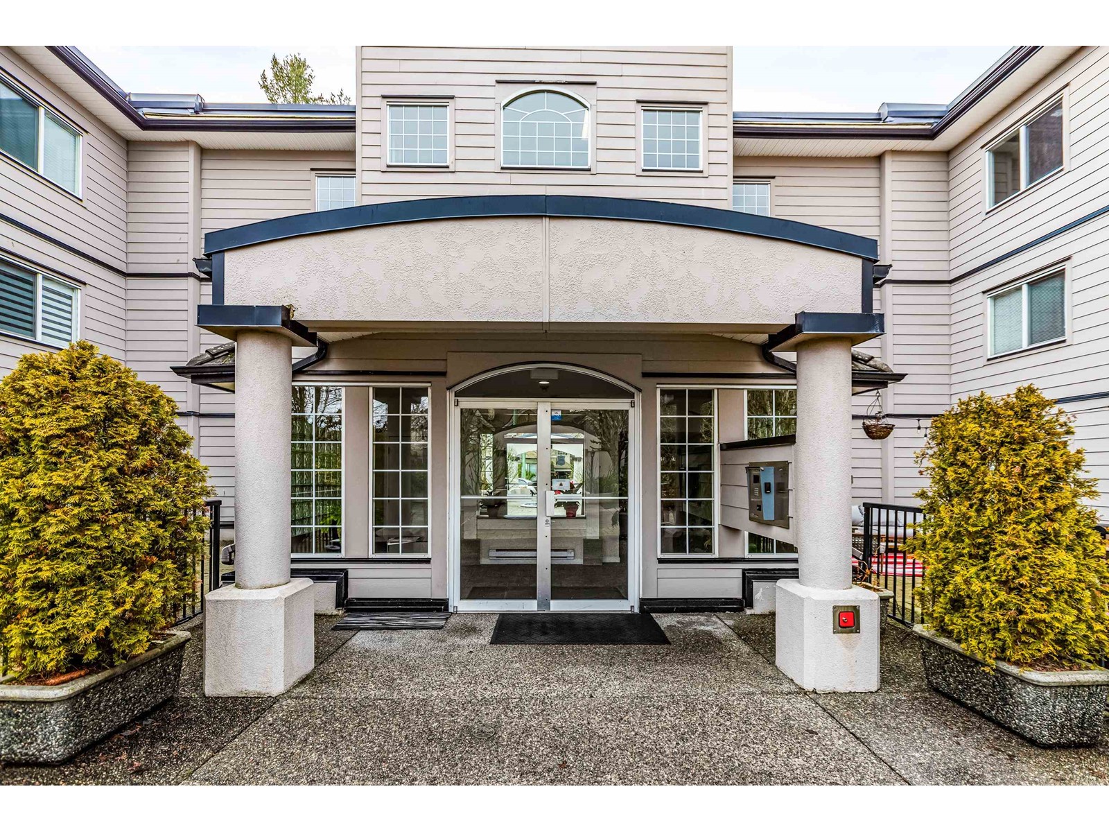 311 1533 BEST STREET, White Rock real estate listing R2966386