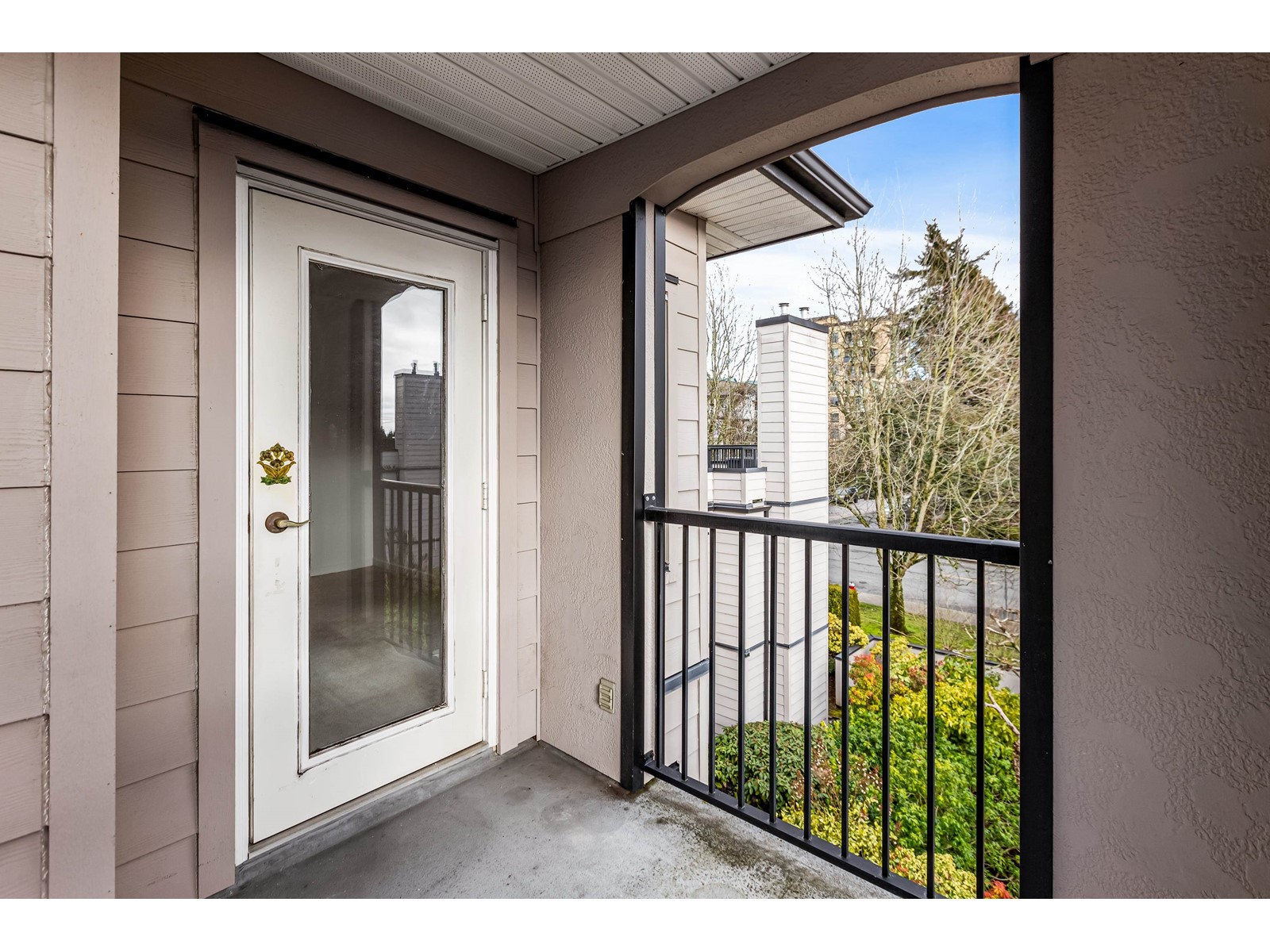 311 1533 BEST STREET, White Rock real estate listing R2966386