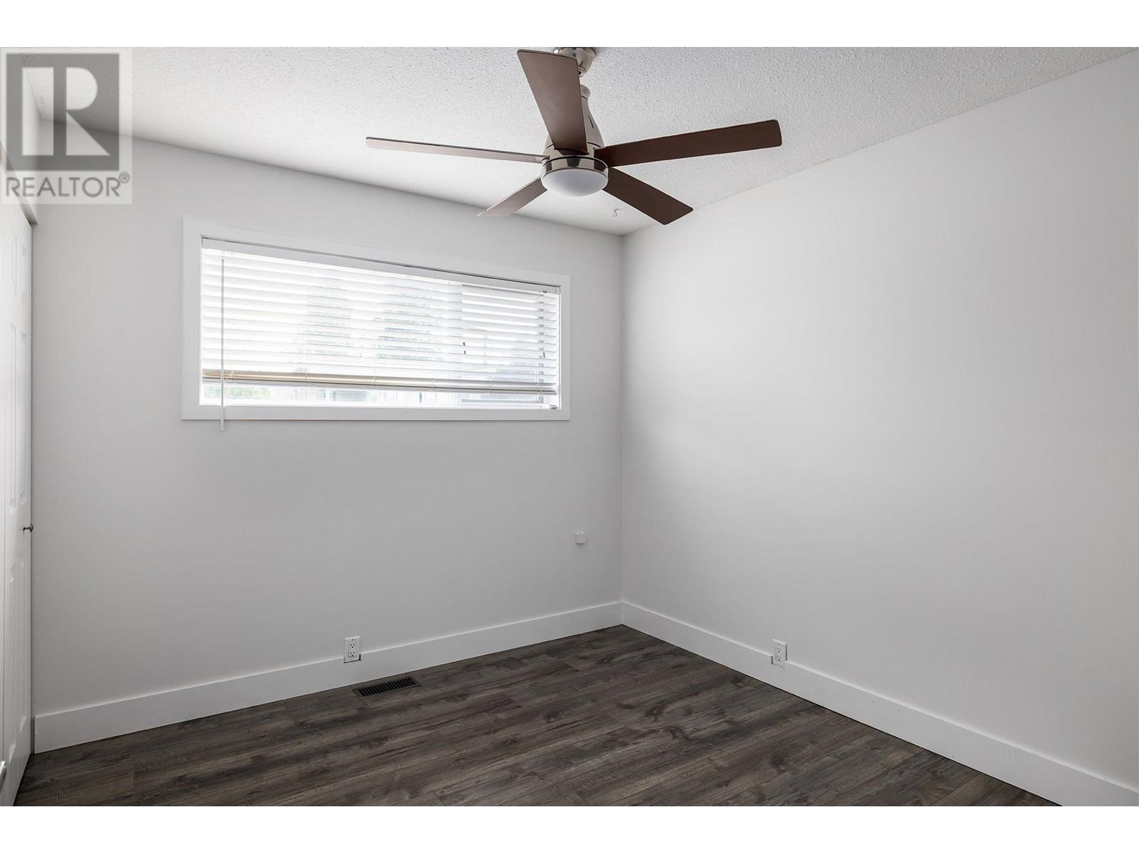  2571 Pineridge Place, West Kelowna
